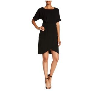 NWT BOBEAU Dolman Short Sleeve Tulip Sheath Dress in Black. Size Large